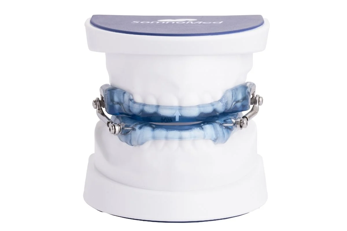 Herbst Advance typodont front